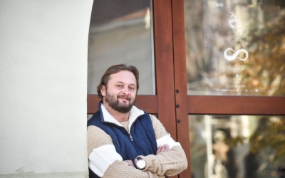 Fotograful Rareș Helici începe sâmbătă a noua ediție a proiectului „o mie”. „Am emoții de fiecare dată”