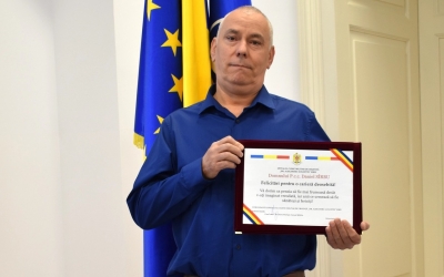 Pensionare la Spitalul Clinic Militar din Sibiu. Asistentul medical principal de la Laboratorul de radiologie și imagistică și-a luat rămas bun de la colegi