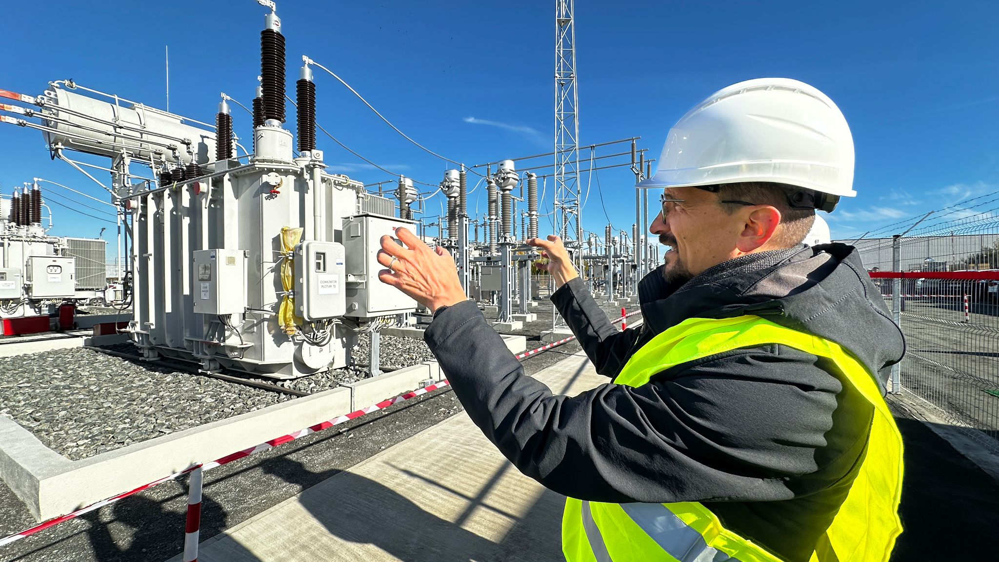 Mai puține pene de curent: DEER a inaugurat o nouă stație de transformare în Sibiu, investiție de peste 70 de mil. de lei