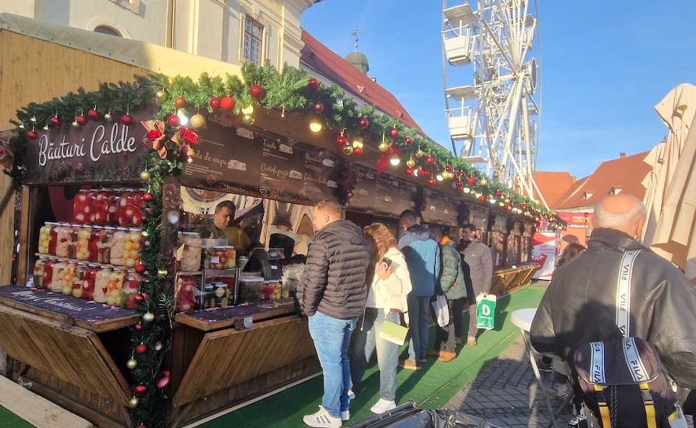 Comparație de prețuri între Târgul de Crăciun din Sibiu și cel din Craiova