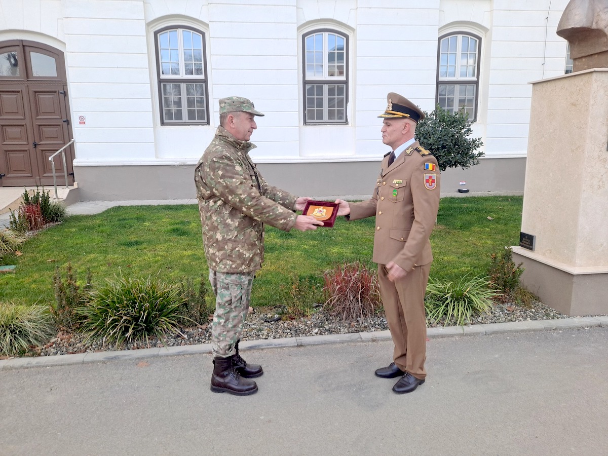 Colonelul Sevastian Petre, director administrativ al Spitalului Militar Sibiu, s-a retras din activitate după 37 de ani de carieră
