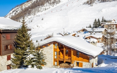 Încălzirea cabanelor și pensiunilor din zonele montane