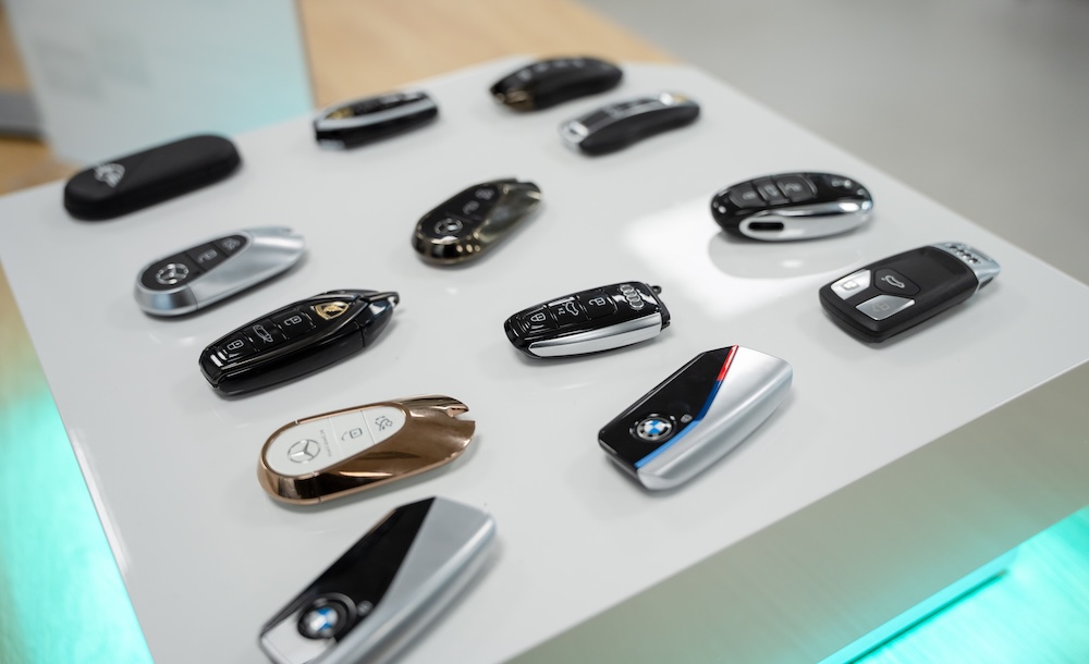 Componente pentru Lamborghini, Porsche, Lucid Gravity sau Geely Lotus: Cinci produse gândite la Marquardt Sibiu pentru mașini de top la nivel global