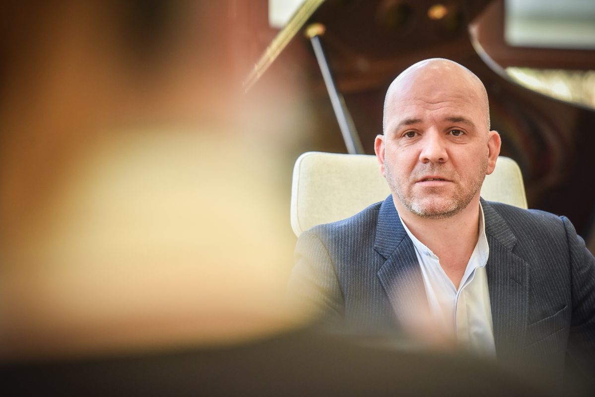 Managerul și alte două persoane din cadrul Filarmonicii Sibiu au contestat sechestrul pus de procurorii DNA. „Filarmonica nu comentează”