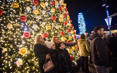 Travel Mint: București, Brașov și Sibiu, în topul preferințelor turiștilor de Crăciun. Sibiu și Cluj-Napoca, cele mai ieftine destinații. La noi se înnoptează rar