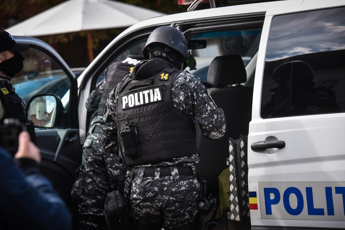 Percheziții în două localități din județul Sibiu, în dosare de pornografie infantilă