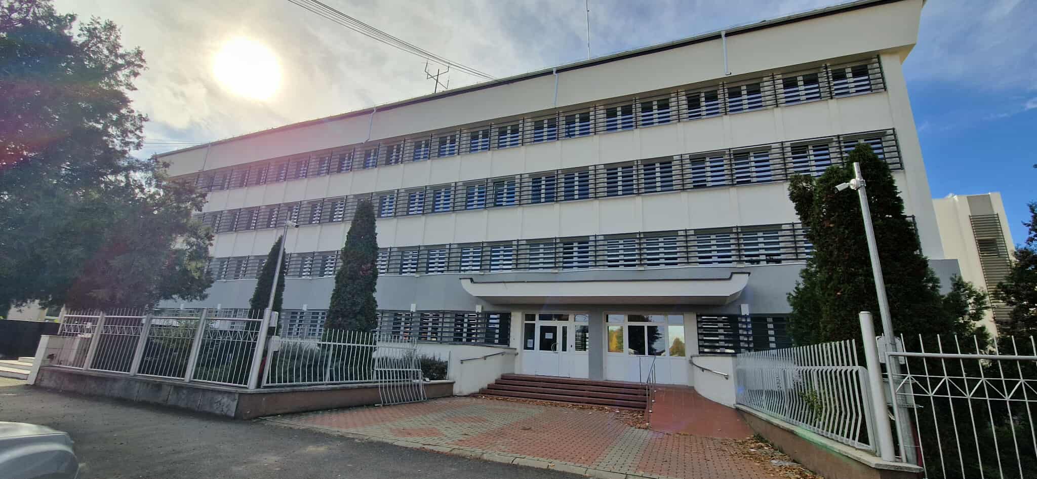 Sumă de bani găsită de un sibian pe strada Aleea Buia. Proprietarul este așteptat la poliție pentru a-și recupera banii