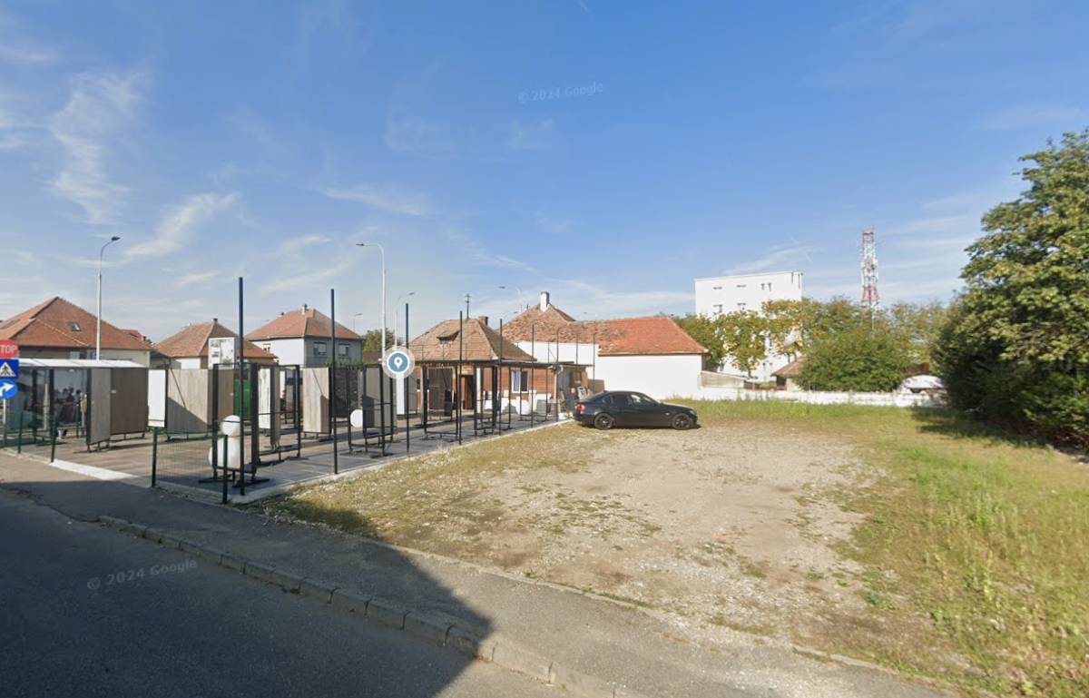 Un dezvoltator imobiliar din Top 5 din Sibiu vrea să construiască o clădire cu funcțiuni mixte pe Bd. Milea. Se alipesc două terenuri și se demolează o clădire „în stare degradată”