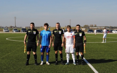 Scandal la un meci al juniorilor Hermannstadt. Doi părinți au ajuns să se bată: „Mi-a băgat mâinile în gât. Suntem în junglă?”