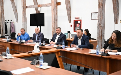 Primarii din aria transportului metropolitan Sibiu au „bătut palma” pentru 1 decembrie ca dată de extindere a rutelor. Directorul Tursib: „Călătorii pot circula și în picioare”