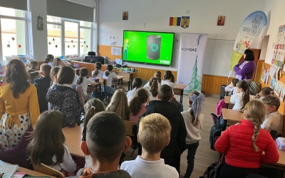 Super-eroii colectării separate la Mediaș: Întâlnire cu elevii Școlii ”Cireșarii”