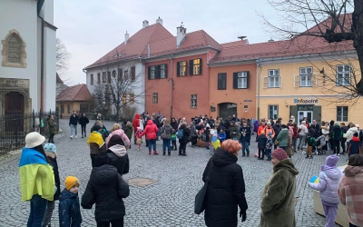 Eurobarometru: Românii, mai îngrijorați de războiul din Ucraina, dar mai optimiști față de viitorul Uniunii Europene