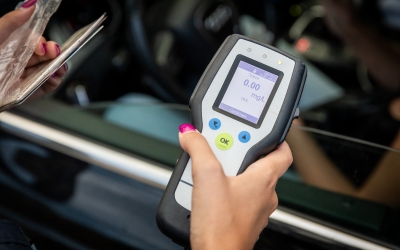 Oprit pentru un control de rutină, un sibian a fost testat cu o alcoolemie de 1,11 mg/l alcool pur în aerul expirat