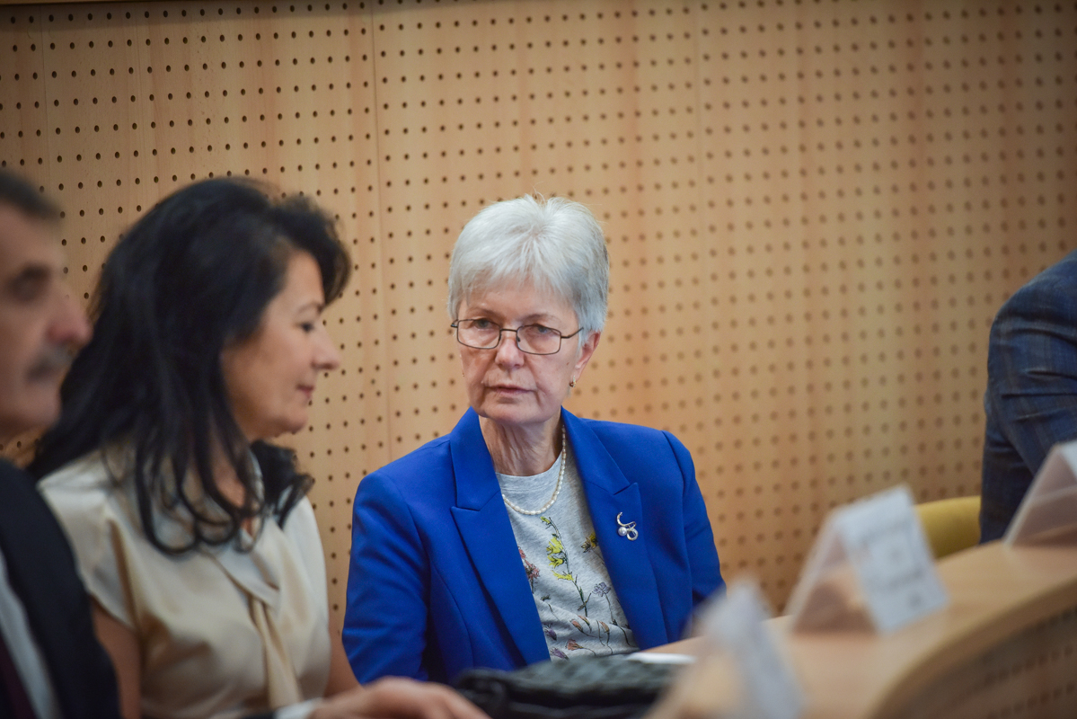 Christine Manta-Klemens va fi decorată de statul german în semn de apreciere pentru susținerea învăţământului cu predare în limba germană maternă