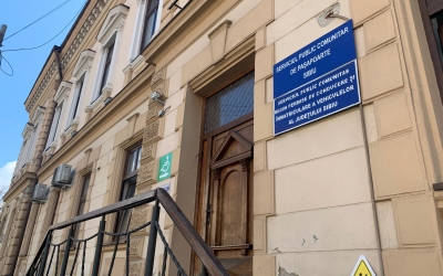 Instituția Prefectului a suspendat temporar activitatea serviciilor de permise și înmatriculări și serviciul pașapoarte. ISU: A fost gaz în apropierea unui canal. Mâine vor fi făcute noi măsurători