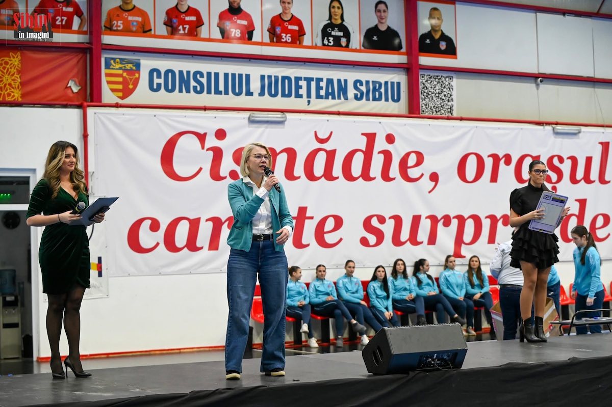 Senatoarea USR Ruxandra Cibu Deaconu, la Gala Sportului din Cisnădie: Vreau să readucem copiii în sălile și pe terenurile de sport