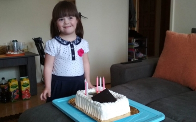 Premieră medicală în România: valvă de adult montată cu succes unui copil de 12 ani. Sofia avea malformații cardiace severe