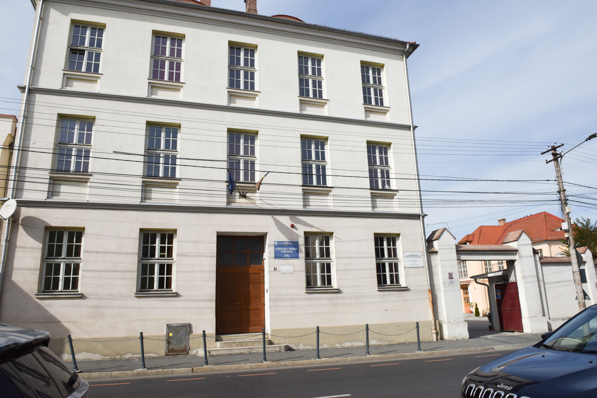 Primăria Sibiu prelungește închirierea clădirii Colegiului „Cibinium” pentru aproape 196.000 de lei pe an