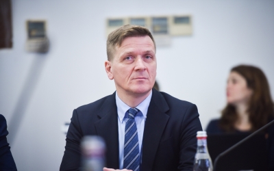 Lipsa concediului lui Helmut Lerner, unul din viceprimarii Sibiului, devine subiect de hotărâre în Consiliul local. „Aș vrea să merg în Spania”