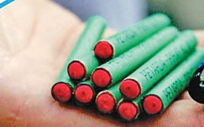 Polițiștii au deschis dosare penale pentru doi tineri din Iacobeni și o femeie din Biertan, după ce i-au prins cu petarde