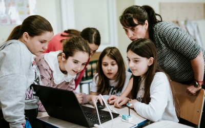 Cinci proiecte primesc finanțare prin Fondul Științescu Sibiu. 94.744 lei, pentru inițiative care apropie elevii de științe și tehnologie