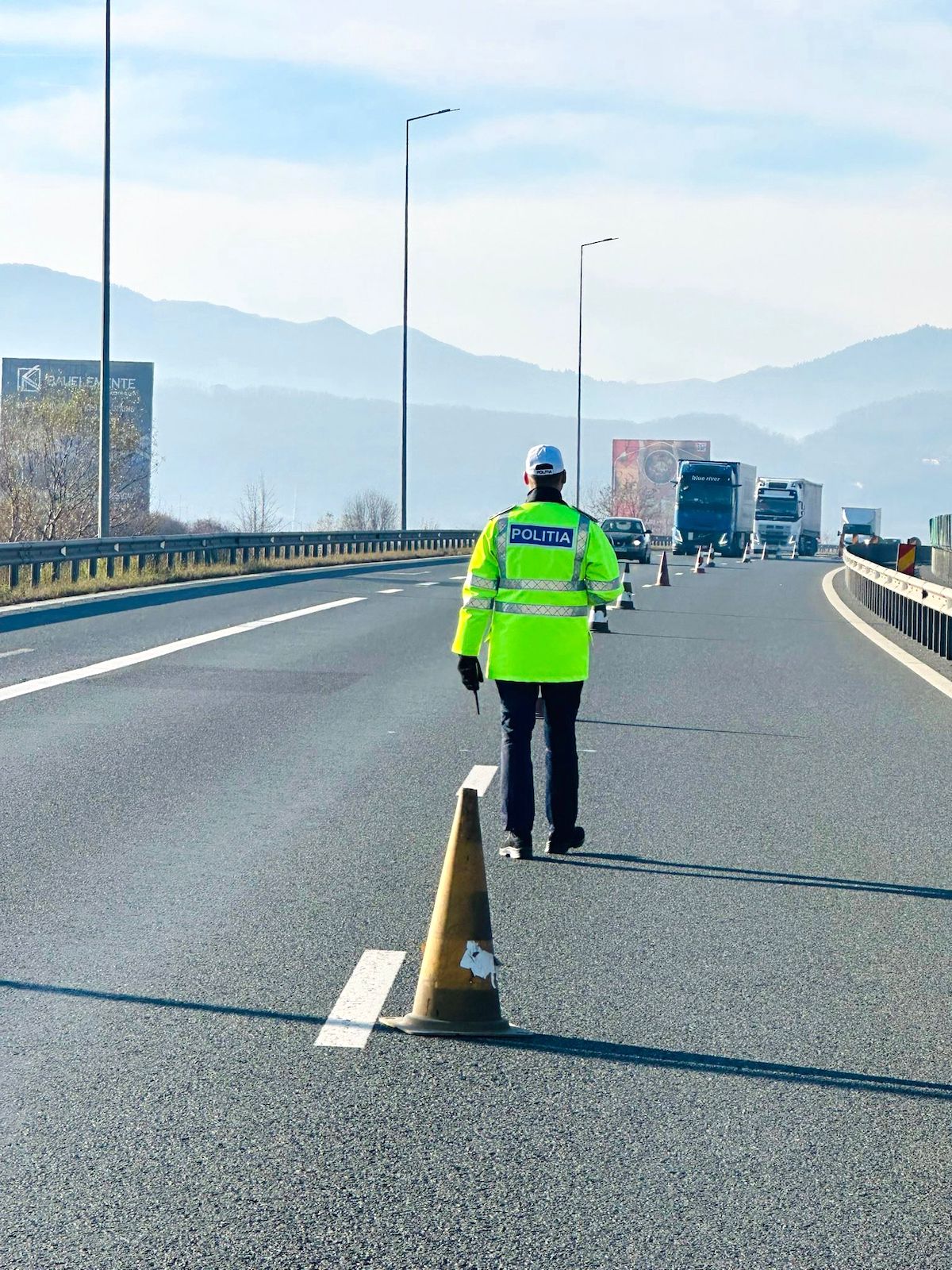 Polițiștii de pe Autostrada A1 au aplicat 170 de amenzi într-o singură zi: viteză sau nereguli tehnice