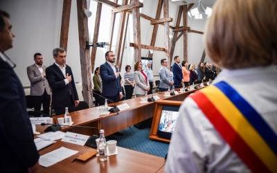 Cât de sărac a ajuns Sibiul? Școlile n-au bani de tonere pentru cele 945 de imprimante cumpărate din fonduri europene. „Directorii sunt de vină”