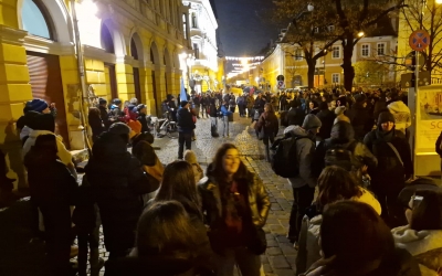 Comunitatea „Vă vedem din Sibiu” anunță trei zile de proteste pentru reformarea justiției. „Dacă tăcem, devenim complici. De aceea ieșim din nou în stradă”