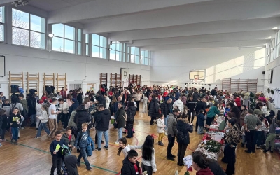 Peste 600 de vizitatori și 40.473 de lei strânși la Bazarul caritabil de Crăciun de la Școala 21. „Cel mai frumos rezultat a fost lecția de viață pe care copiii noștri au primit-o”