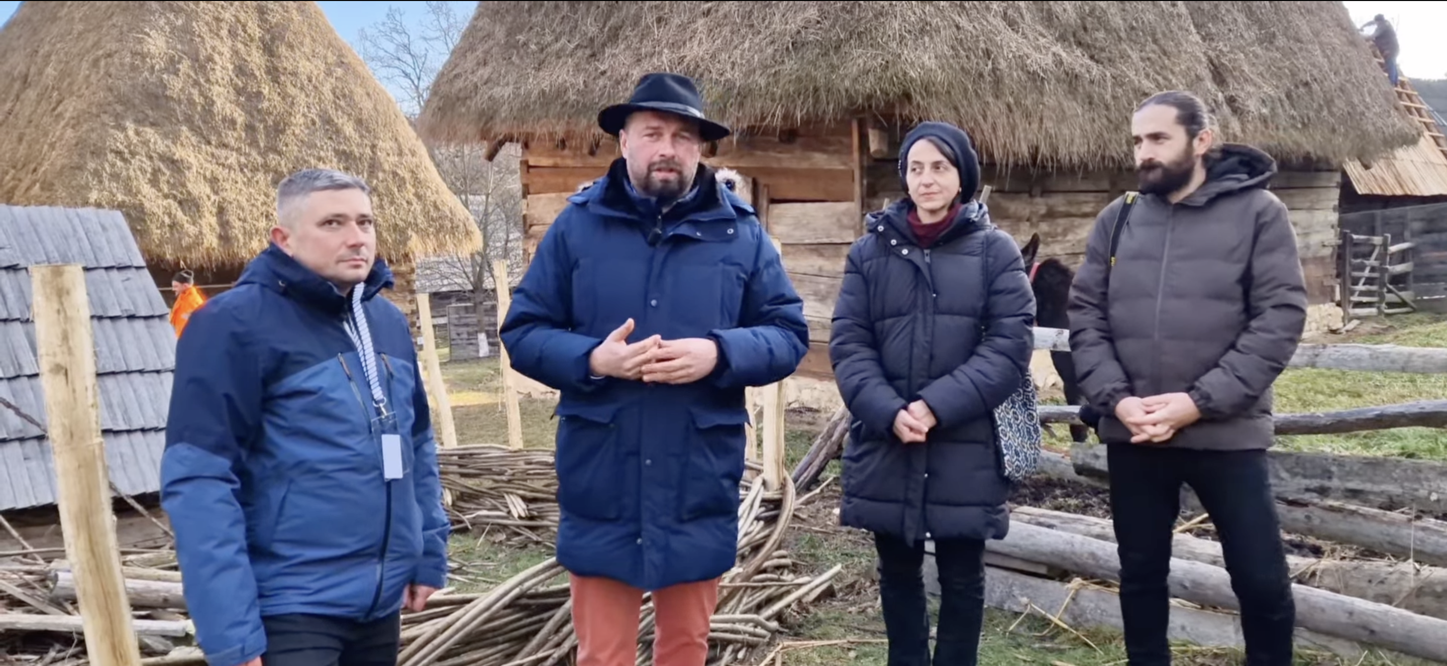 Șase obiective din Muzeul Astra, într-un amplu proces de restaurare. Lucrările sunt realizate de meșteri certificați la Centrul de activități și resurse regionale