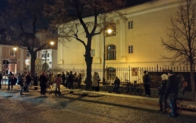 A doua seară de protest în acest weekend: aproximativ 50 de participanți la acțiunea Vă Vedem din Sibiu