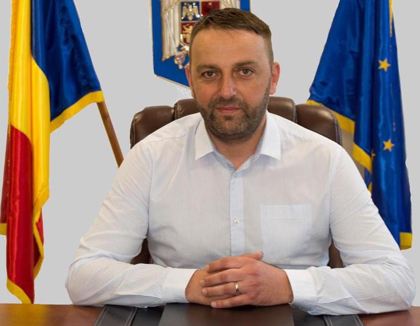 Mesajul de Crăciun din partea Primăriei Șelimbăr