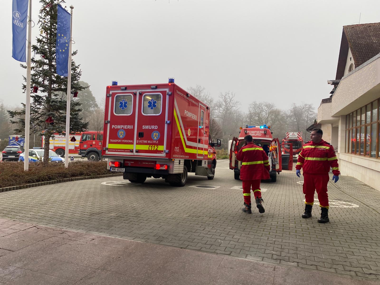ISU Sibiu, precizări după comunicatul conducerii Hotelului Hilton: Intervenția a fost dispusă de către ISU Sibiu pentru verificarea completă a zonei afectate și nu reprezintă o acțiune solicitată de operatorul economic