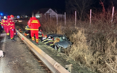 Un bărbat a avut nevoie de descarcerare în urma unui accident petrecut pe DN 1