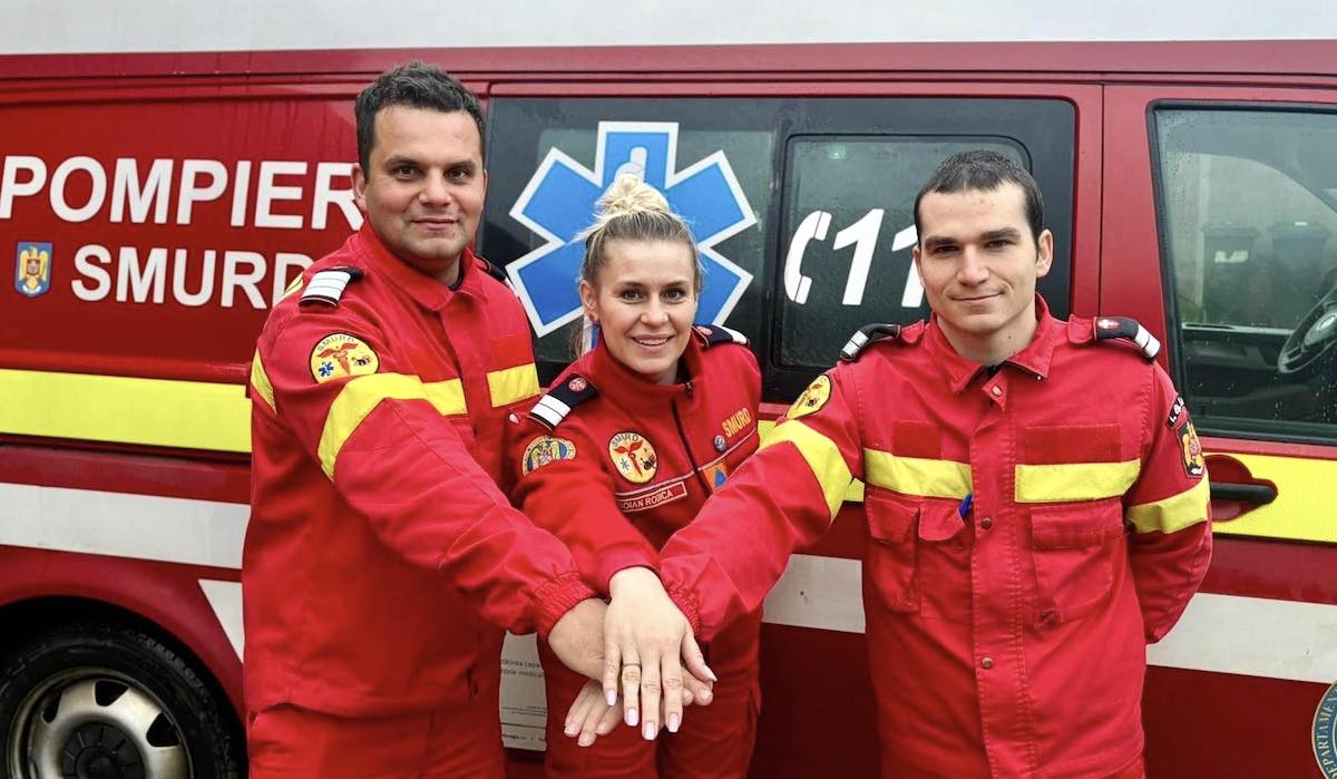 O mamă și bebelușul ei, salvați de echipajul SMURD Dumbrăveni în condiții dificile