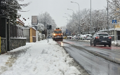 Deszăpezirea Sibiului: Soma intervine cu 7 utilaje. Prioritate au arterele principale și giratoriile