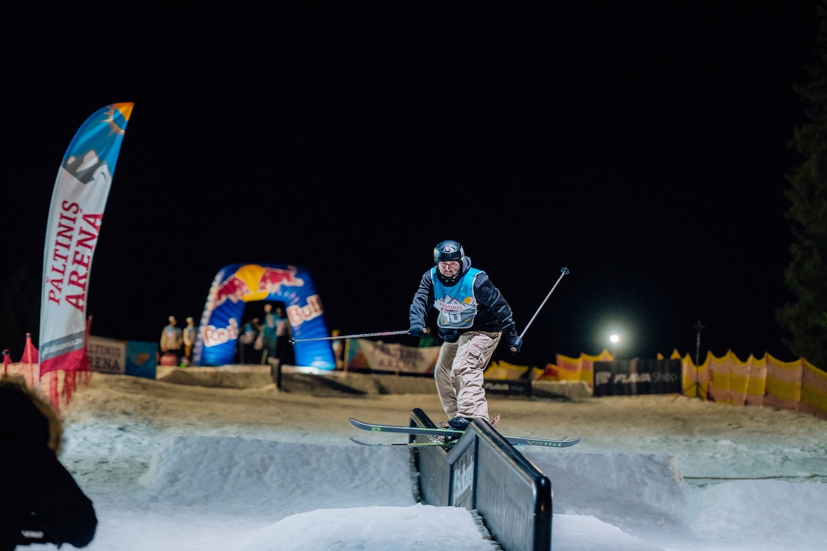 „Execuții curate și linii impecabile”. La Păltiniș Arena a avut loc o nouă ediție a concursului de freestyle