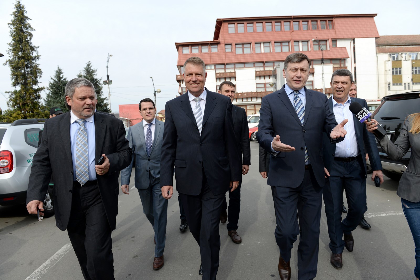 Antonescu: Decizia președintelui Iohannis de a demisiona - înțeleaptă; nu avem motive să dramatizăm