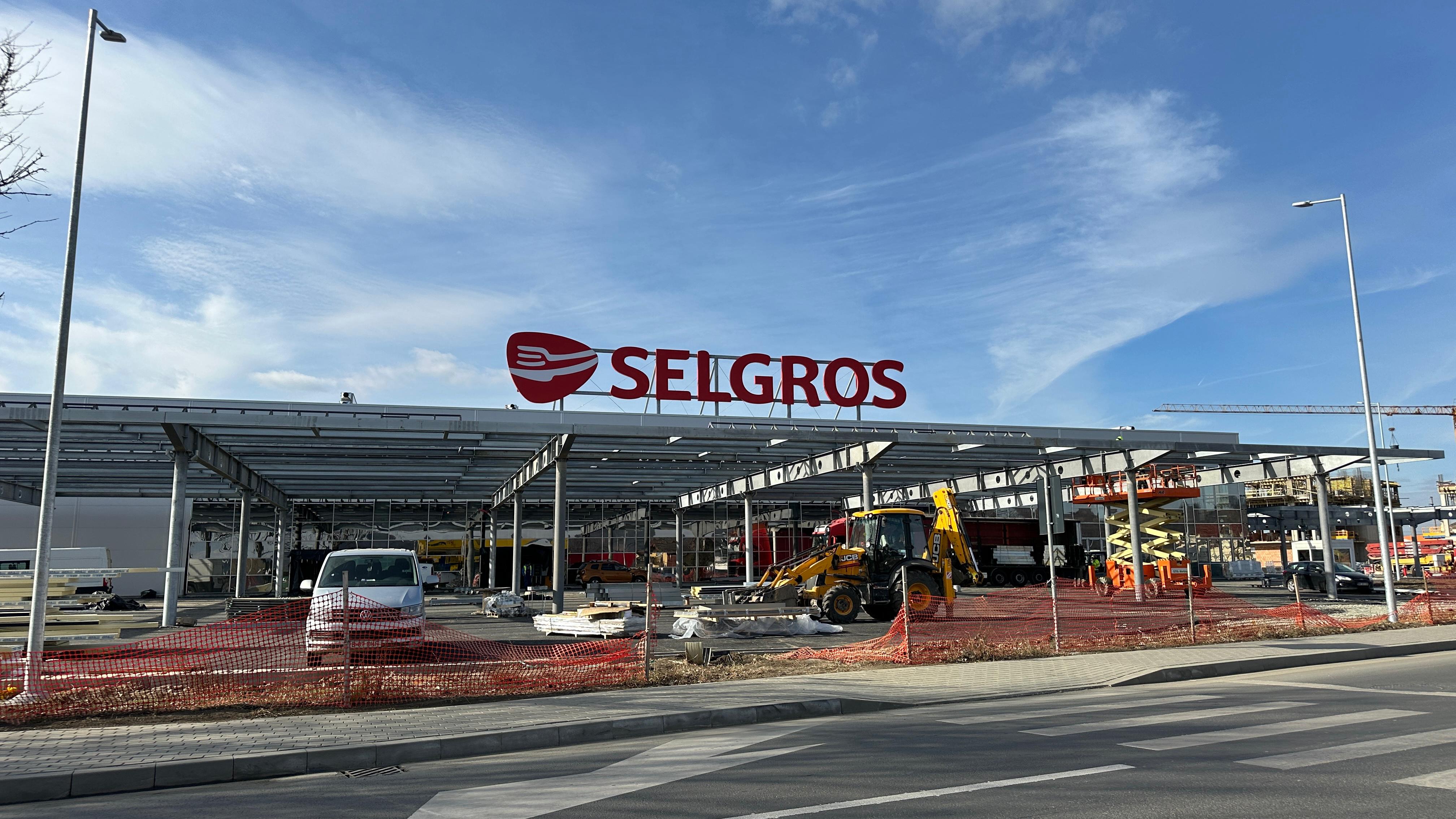 Selgros va deschide primul magazin din Sibiu în 23 mai. Compania angajează aproximativ 200 de oameni
