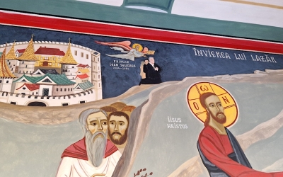 Primarul și viceprimarul din Cristian au fost pictați în capela comunală, înainte de a-și încheia mandatele. „Ați mai văzut sfânt cu mustață?”. Fostul ales spune că nu el a cerut