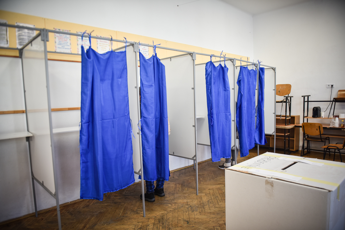 Președintele CCR exclude posibilitatea reluării turului doi