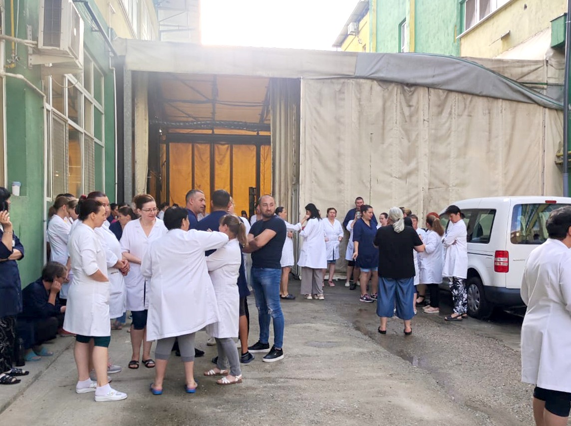 Din cauza scăderii comenzilor, o fabrică din Sibiu și una din Miercurea Sibiului au anunțat concedierea a peste 80 de angajați până la sfârșitul lunii martie. Director ITM Sibiu: Nu este nimic înfricoșător. Își vor găsi alt loc de muncă