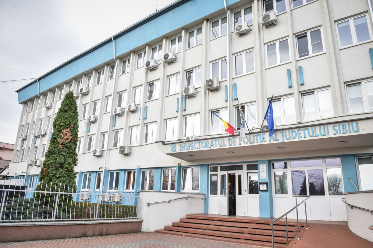 Au început înscrierile la Școlile de Agenți de Poliție. IPJ Sibiu organizează recrutarea candidaților