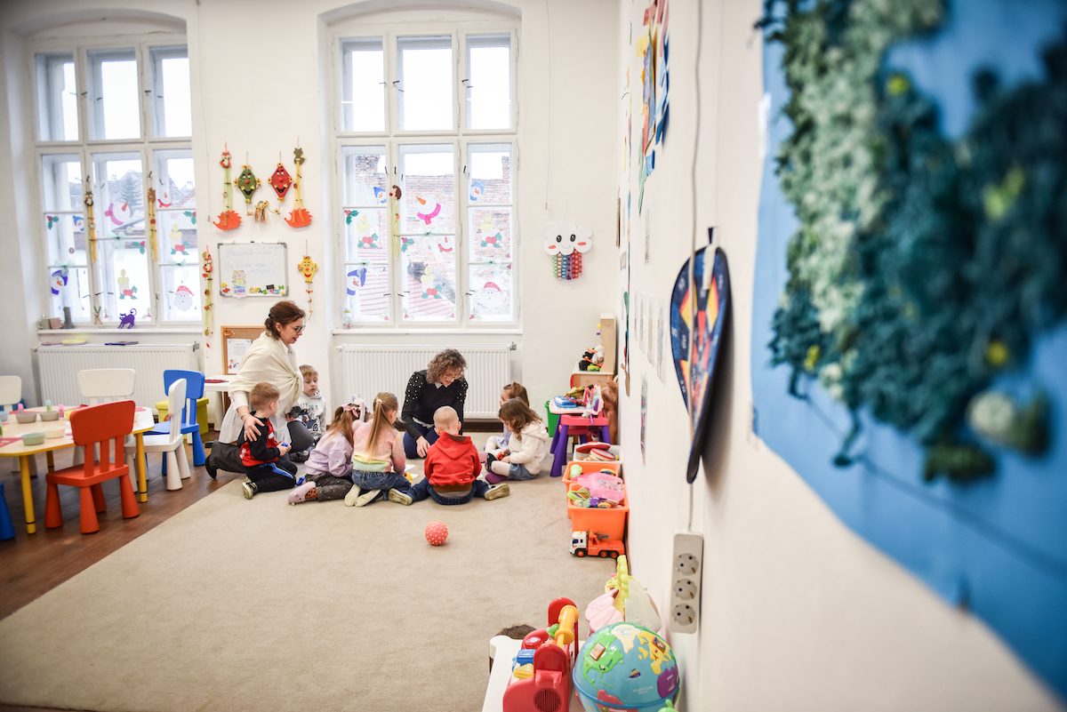 Școala Internațională Sibiu, locul care îi pregătește pe copii pentru viitor, într-un mediu bazat pe dezvoltarea personală și socială. Fondatoare: „Fiecare copil are un potențial unic ce merită descoperit și valorificat”