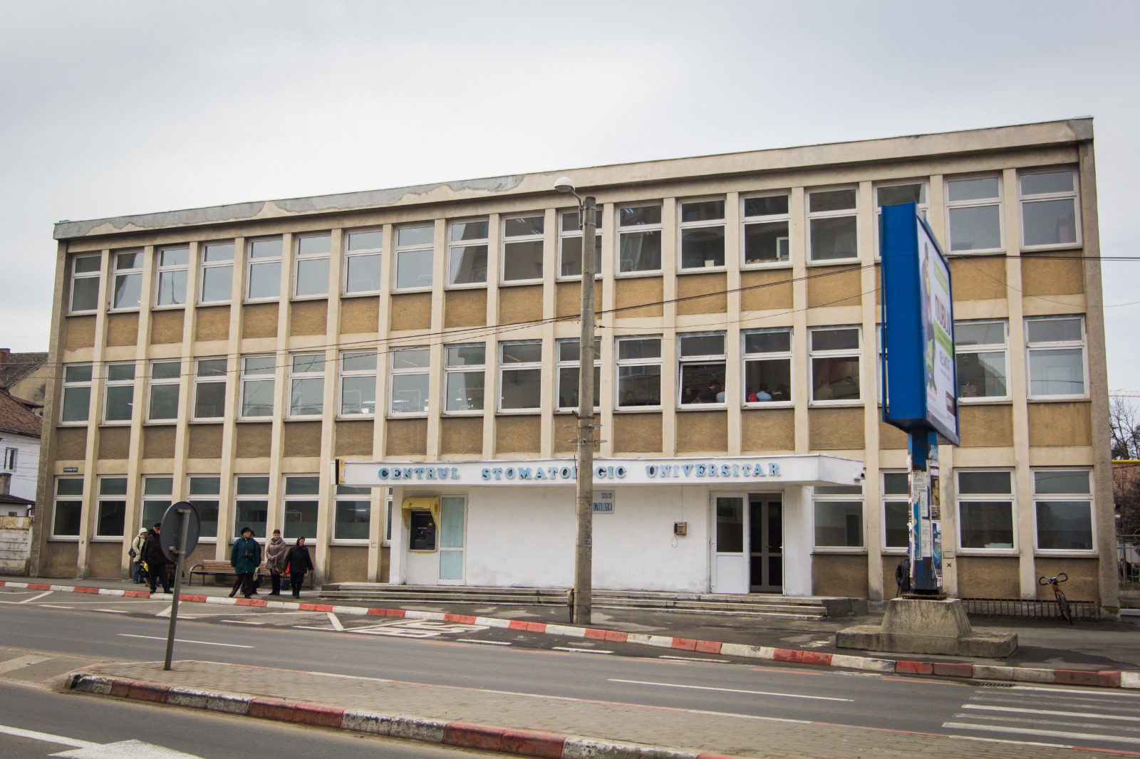 Total NSA, Romtehnic Construct, Balor-Cons, Terusa Build și Promotor Constructor: Contractul pentru reabilitarea Policlinicii stomatologice a Județeanului atrage cinci oferte la o lună de la lansarea licitației