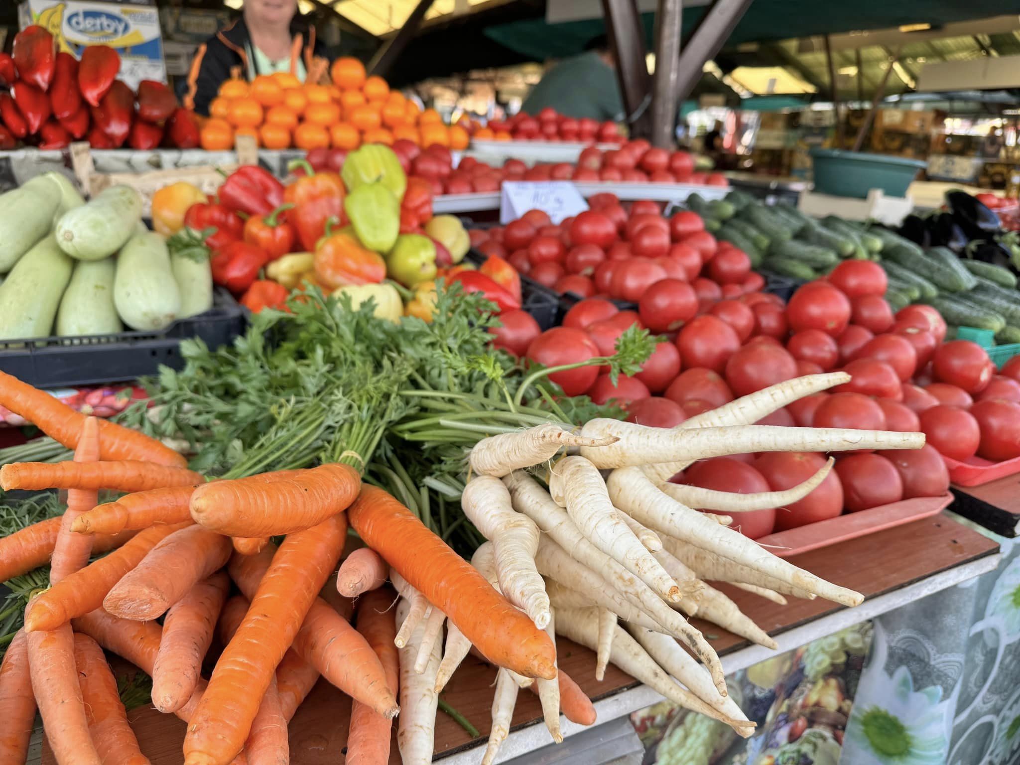 Analiză HotNews: Sibiul, printre orașele cu cea mai mică inflație la alimente. Prețurile au crescut într-un an cu 2,88%
