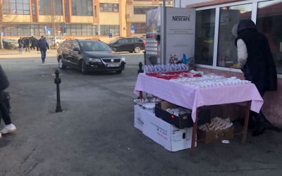 De la un leu la 40 de lei. Ce mărțișoare găsim în Piața Cibin