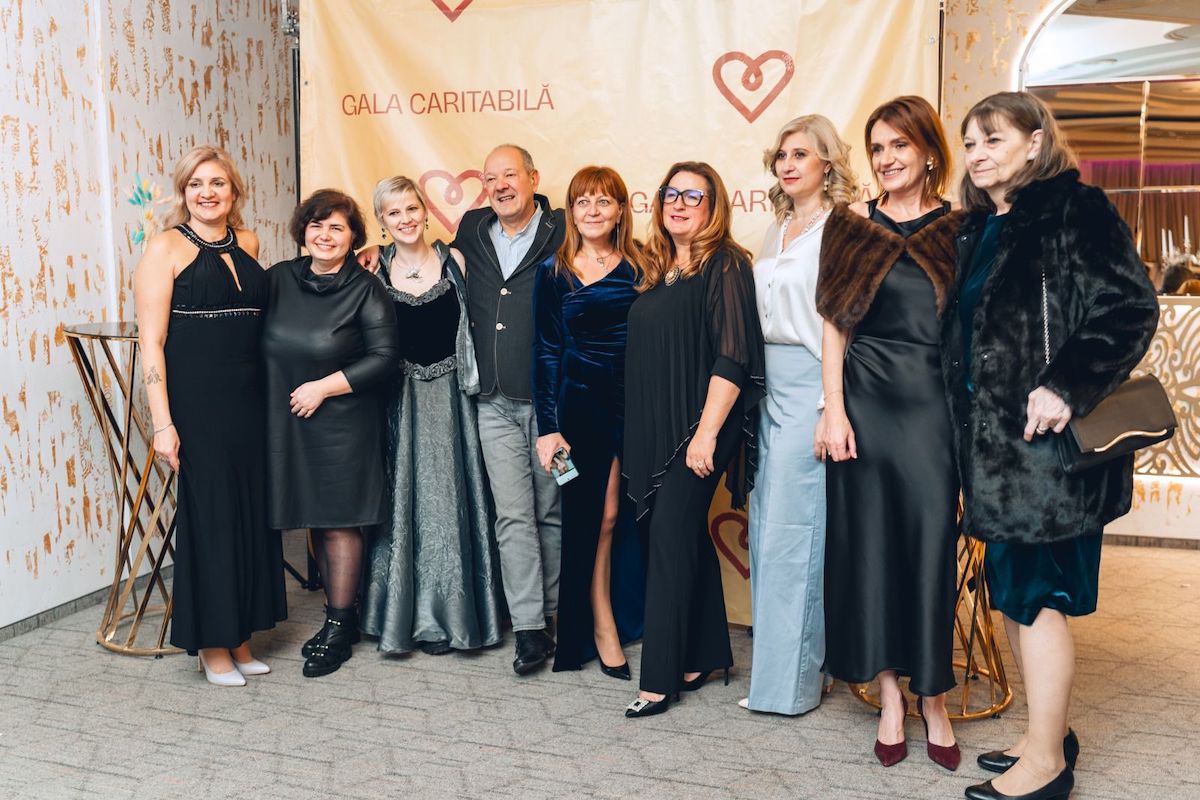 Peste 26.000 de euro strânși la Gala Caritabilă „Simțim Împreună”. „Suntem profund recunoscători fiecărei persoane care a contribuit, fie prin donații, fie prin implicare activă”