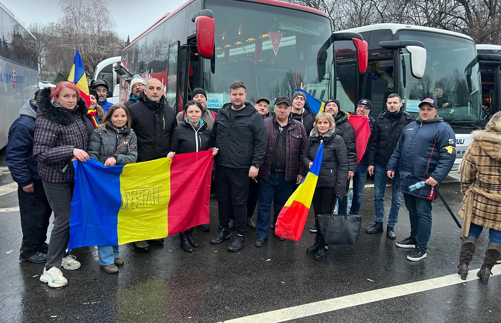 Suciu: Peste 300 de sibieni, la mitingul AUR de la București. Georgescu: Ciocoii vechi și noi vor să îmi blocheze din nou candidatura