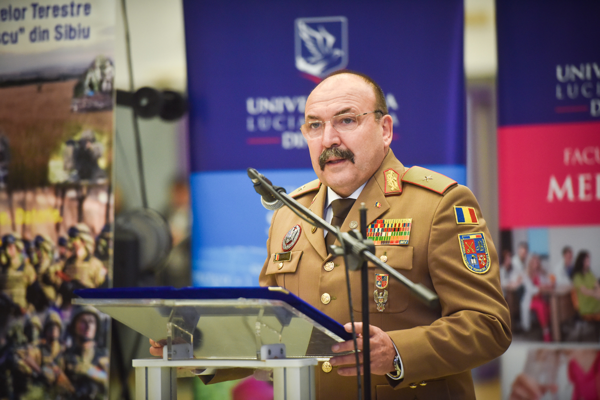 Ghiță Bârsan este ultimul rector ales al Academiei Forțelor Terestre. Nu vor mai fi alegeri, funcția se ocupă prin concurs